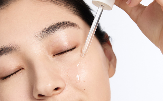How can we retain inner hydration in sensitive skin that keeps losing moisture?