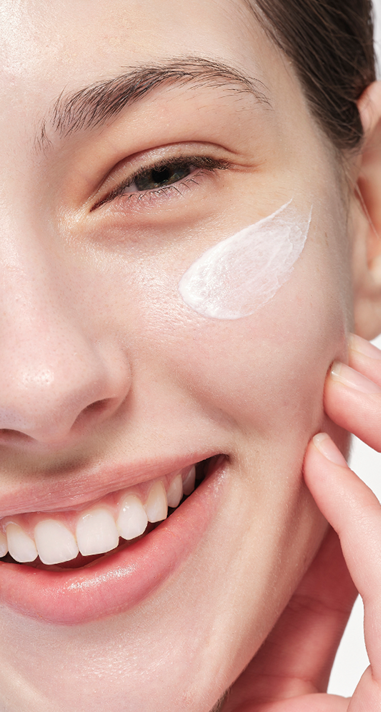DERMA UV365 Barrier Hydro Mineral Sunscreen | AESTURA