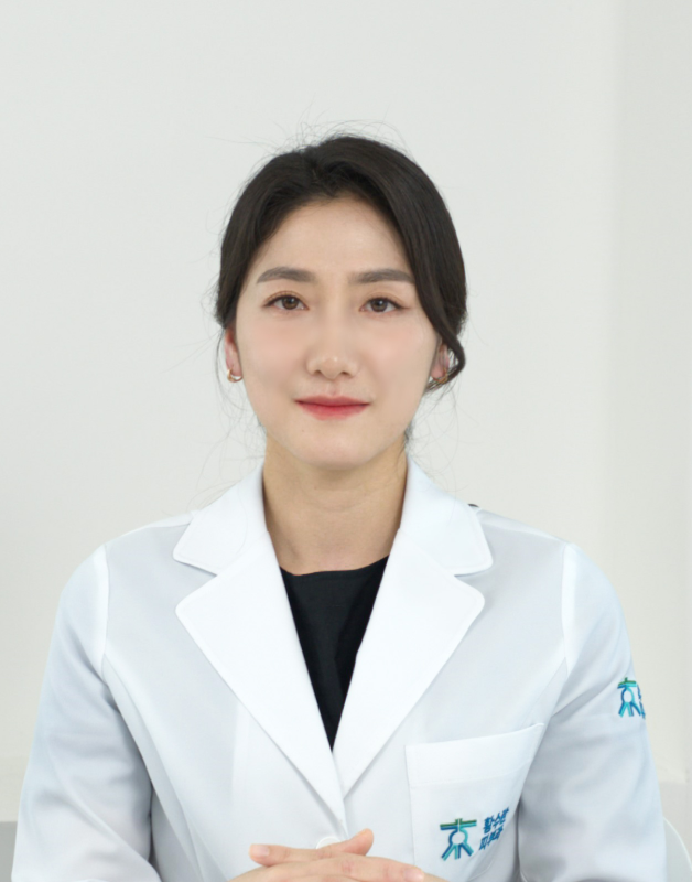 Dr. Hwang Soo-ran